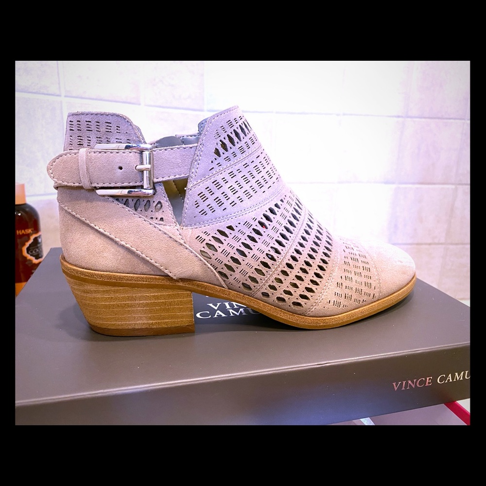 Vince camuto booties